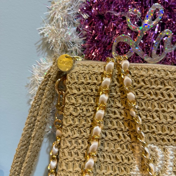 Designer Beige Crochet Clutch with Gold Chain - Picture 4 of 13